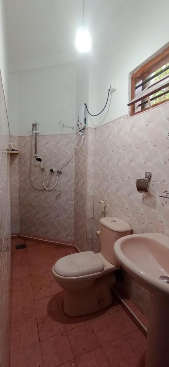 מיריסה Coco One Holiday Inn מראה חיצוני תמונה
